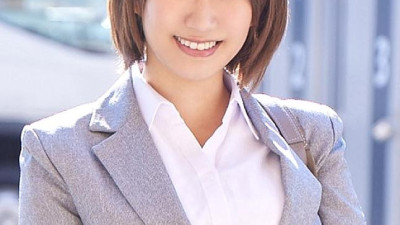SDMM-11208 Momo, an elite office lady working at a top company. The Magic Mirror Van interviews her while groping her bare breasts under the pretext of a lingerie manufacturer monitor survey. She makes a series of super erotic remarks that you