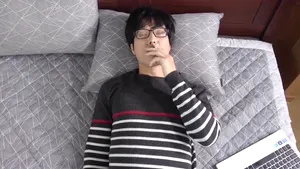 모자이크 실수 에로작 윗층사는 새내기 여대생