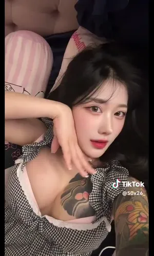 문신 1티어 존예녀 틱톡 야동
