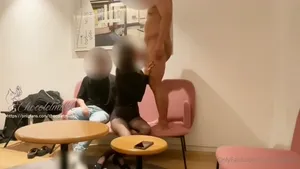 잘생긴 초대남 두명과 쓰리썸 섹스 관전촬영