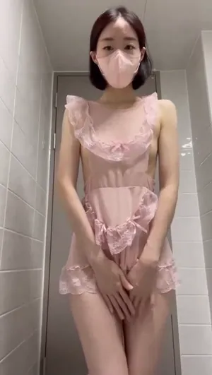 털 수북한 핑크 시스루