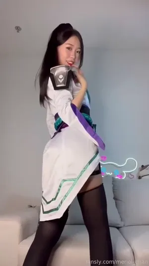 역대급 코스튬 미녀 메리올찬