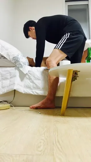 블랙넛 닮은 남자친구와 애정행각 벌이다가 영정당한 팝콘 bj