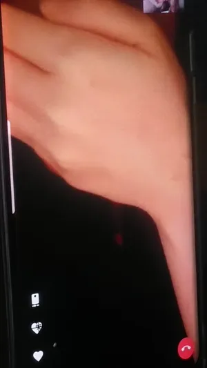 탱탱하고 귀여운_어린조건녀