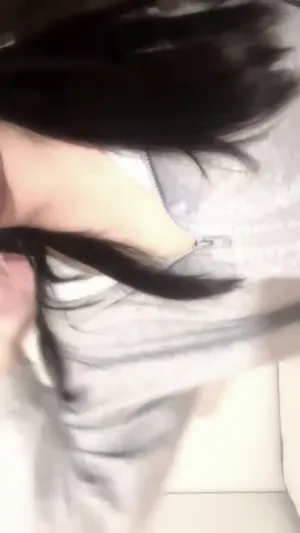 나이값 못하고 오버워치 디바로 변신한 아지매의 자위쇼 Onlyfans netoqueen_69