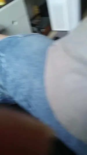 얼공 자는 여친+여친 친구 2명 조물딱