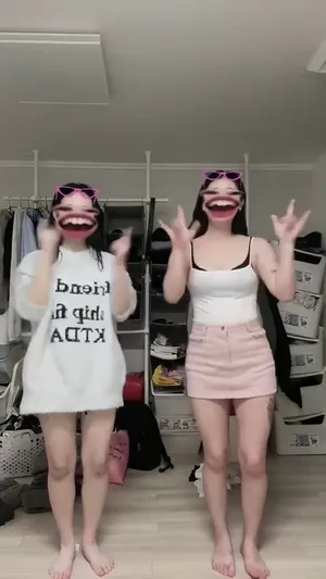 풋잡마스터 1인칭 좃X빼주기!