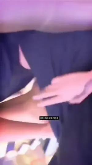 중국 어린 도우미들이 상시대기하는 노래방